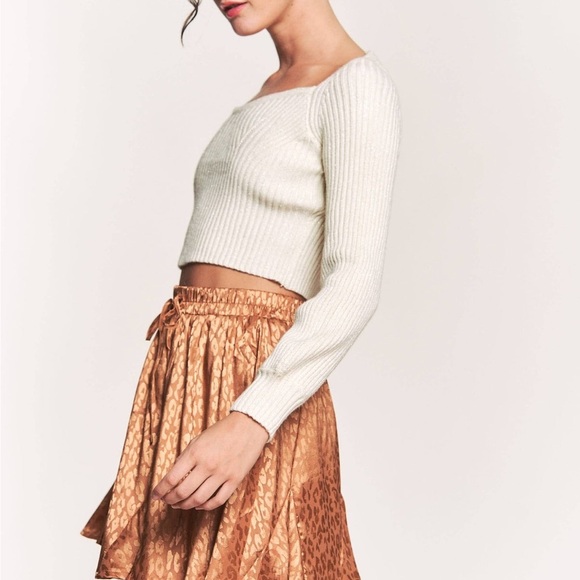 Shine in Leopard Satin Skirt medium - Picture 3 of 5